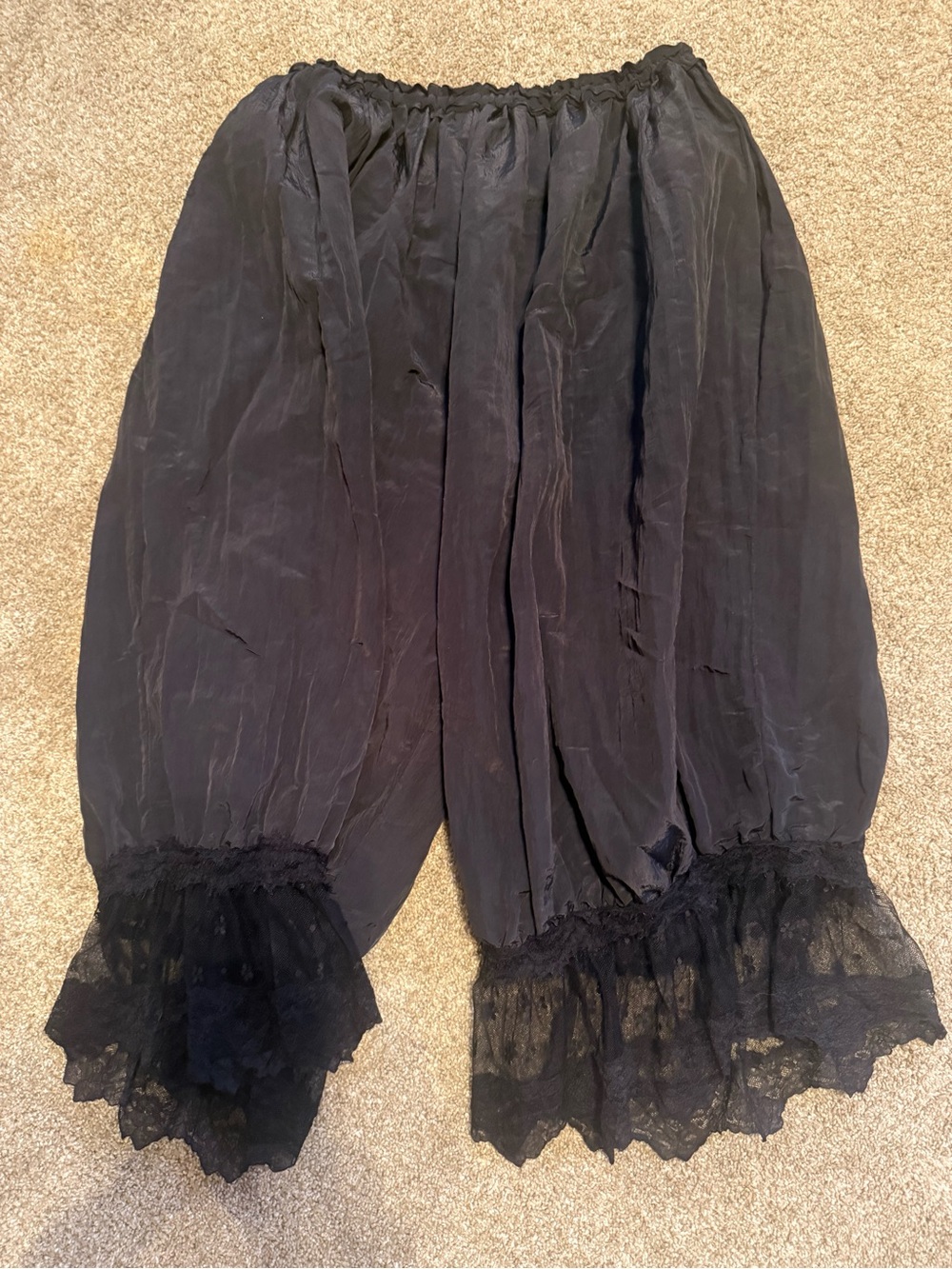 Pants - Picture 3 of 4
